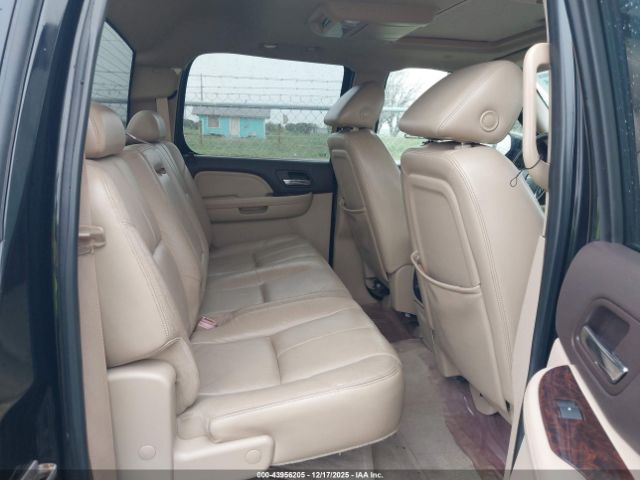 GMC Sierra 1500 Denali Image 5