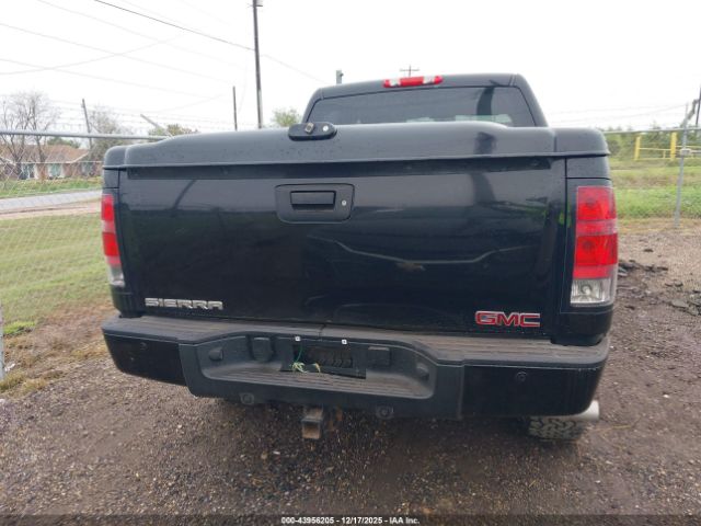 GMC Sierra 1500 Denali Image 11