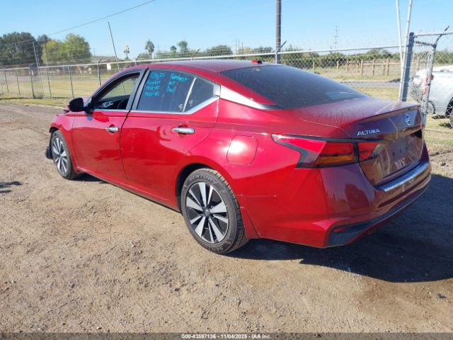 Nissan Altima Sv Fwd Image 12