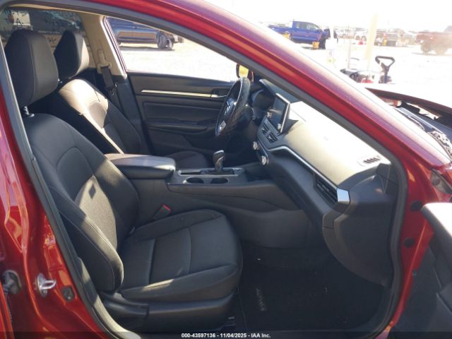 Nissan Altima Sv Fwd Image 6