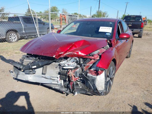 Nissan Altima Sv Fwd Image 8