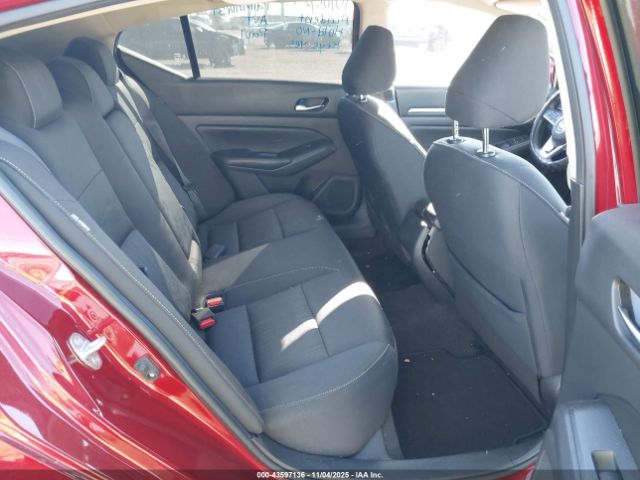 Nissan Altima Sv Fwd Image 10