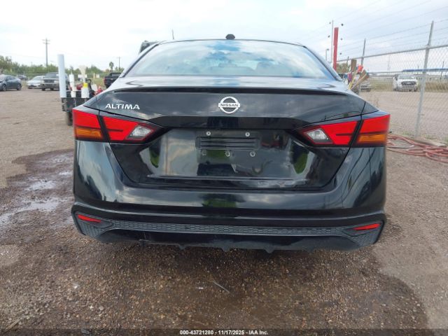 Nissan Altima 2.5 S Image 16