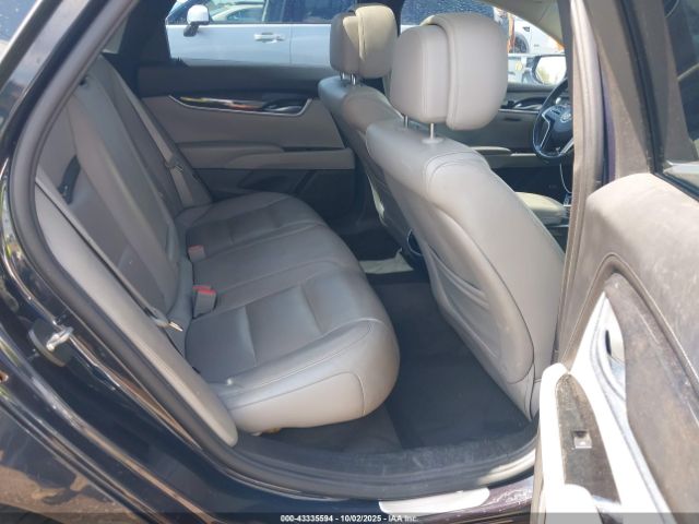 Cadillac XTS Luxury Image 11