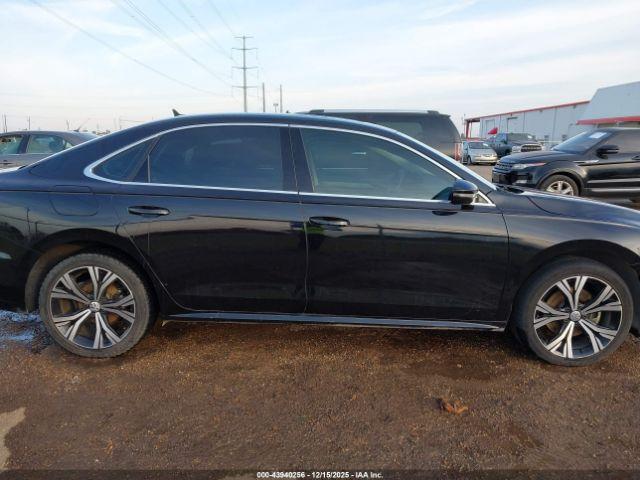 Volkswagen Passat 2.0t Se Image 2