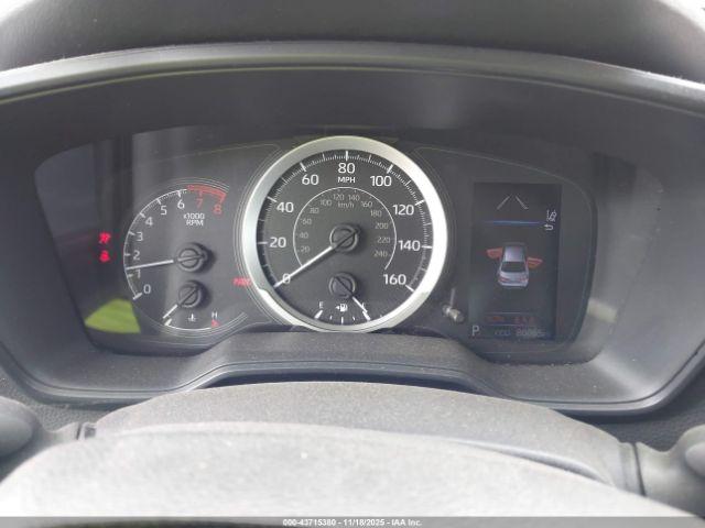 Toyota Corolla Le Image 6