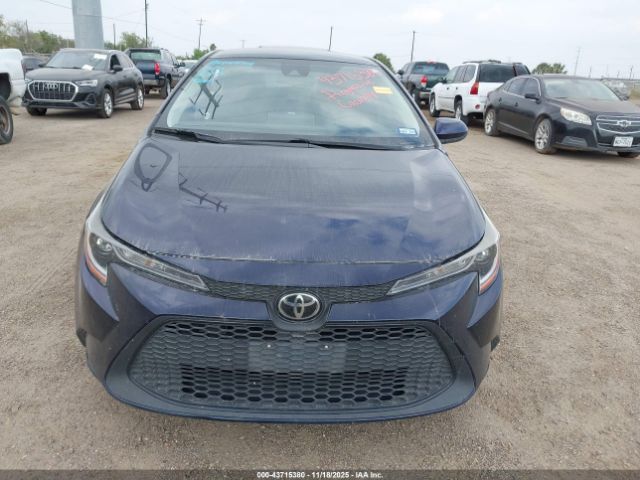 Toyota Corolla Le Image 13