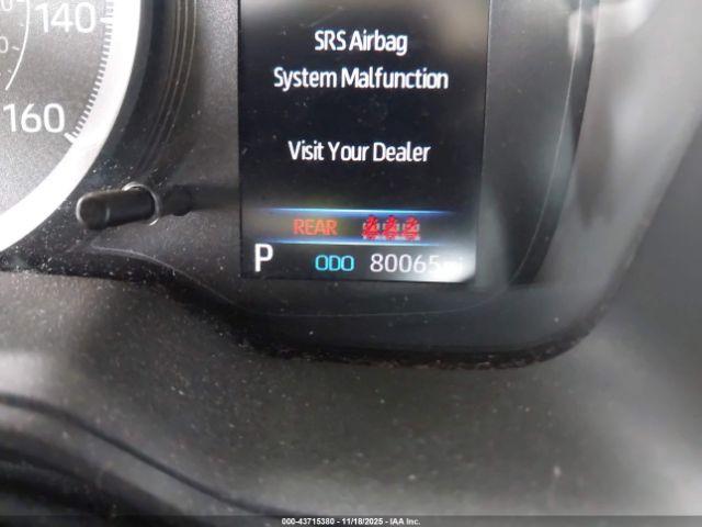 Toyota Corolla Le Image 17