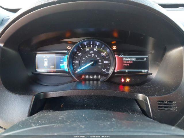 Ford Explorer Xlt Image 8