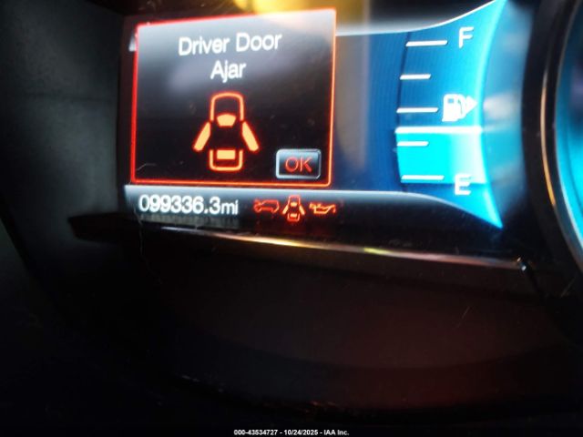 Ford Explorer Xlt Image 2