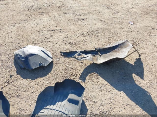 Ford Explorer Xlt Image 16