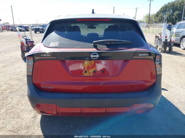 Nissan Kicks Sv Fwd Image 13