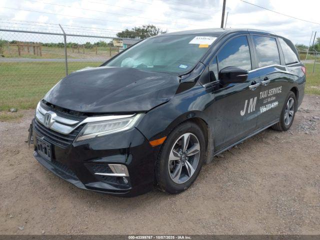 Honda Odyssey Touring Image 10