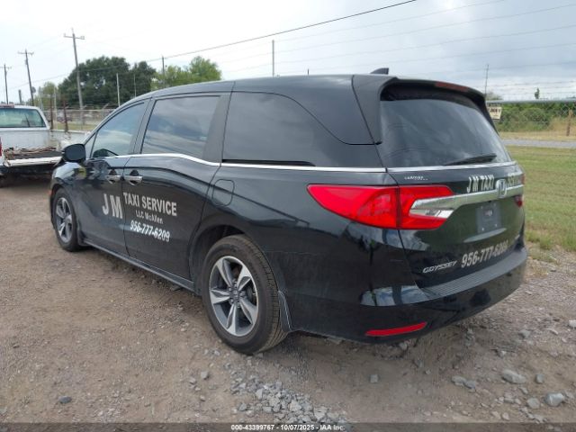 Honda Odyssey Touring Image 16