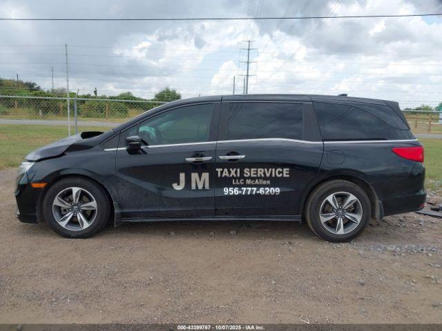 Honda Odyssey Touring Image 13