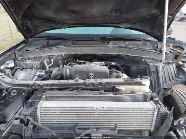 Ford Explorer Xlt Image 16