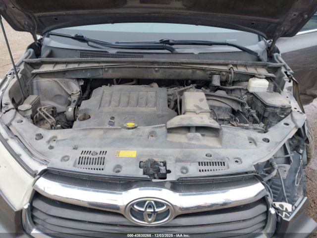 Toyota Highlander Le V6 Image 12