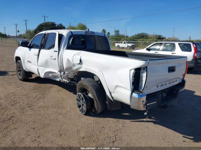 Toyota Tacoma Sr5 V6 Image 9