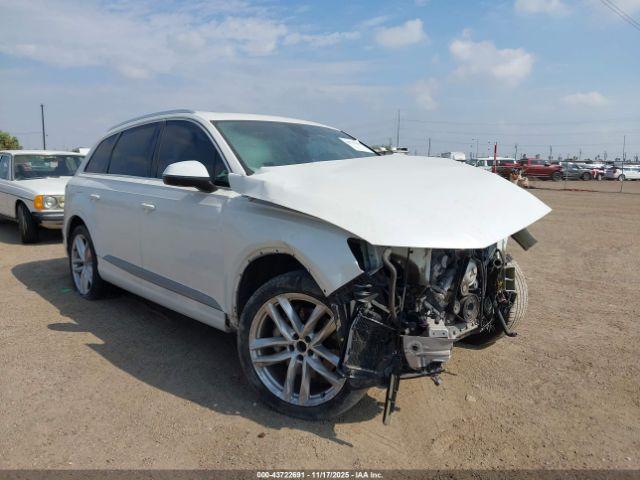  Salvage Audi Q7
