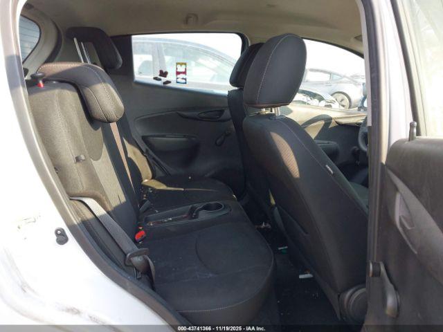 Chevrolet Spark Fwd Ls Automatic Image 14