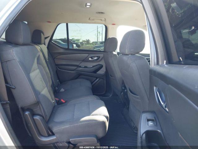 Chevrolet Traverse 1lt Image 16