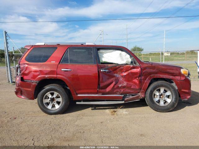 Toyota 4Runner Sr5 Image 4