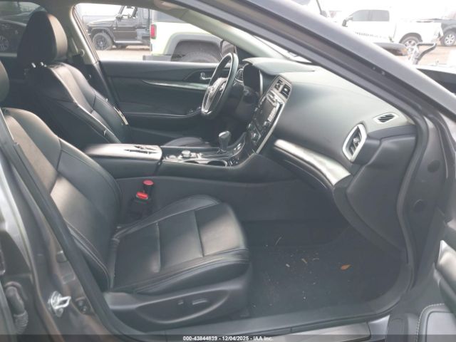 Nissan Maxima Sv Xtronic Cvt Image 4
