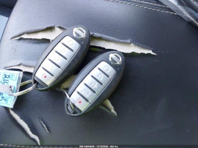 Nissan Maxima Sv Xtronic Cvt Image 3