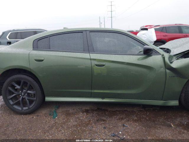 Dodge Charger Image 12