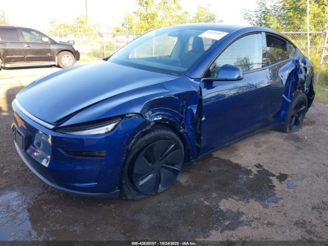 Tesla Model Y Image 8