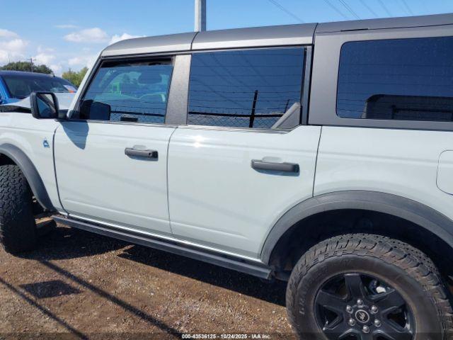 Ford Bronco Black Diamond Image 4