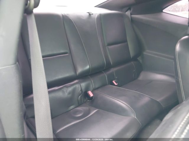 Chevrolet Camaro 2lt Image 8