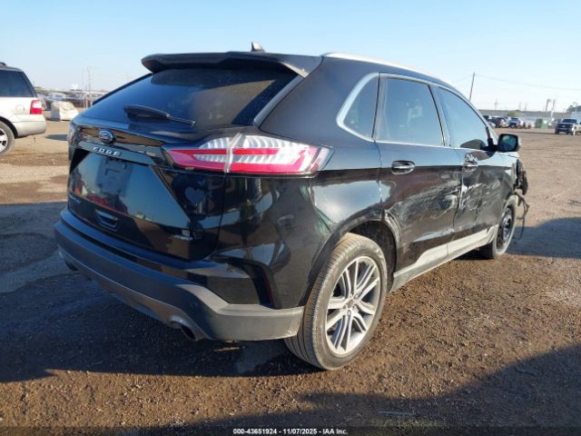 Ford Edge Titanium Image 10