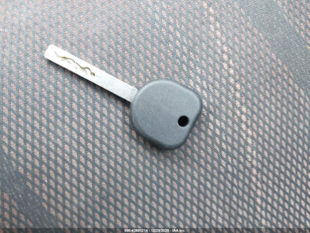 Chevrolet Sonic Lt Auto Image 11