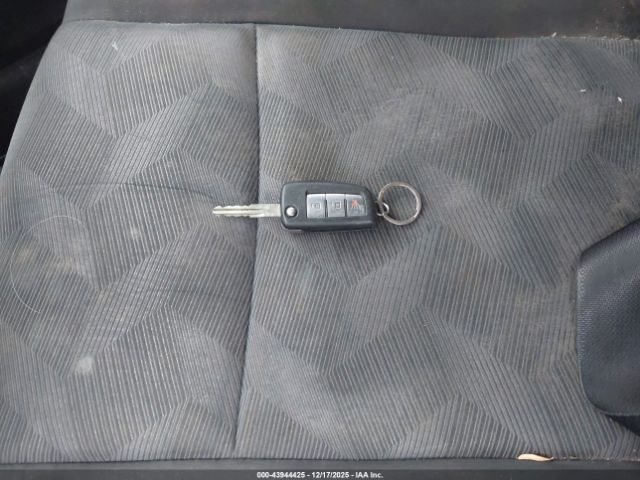 Nissan Rogue S Image 12