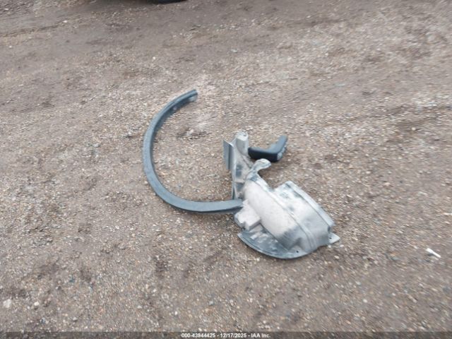 Nissan Rogue S Image 11