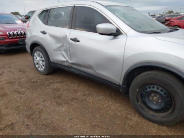 Nissan Rogue S Image 13