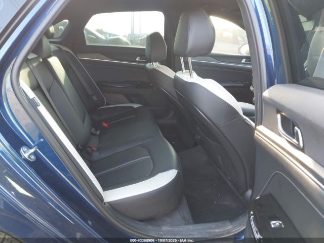 Kia K5 Gt-line Image 6