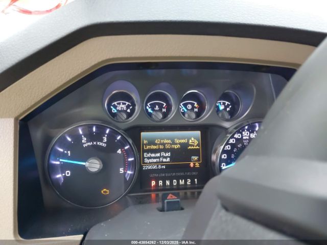 Ford F-250 Lariat Image 11