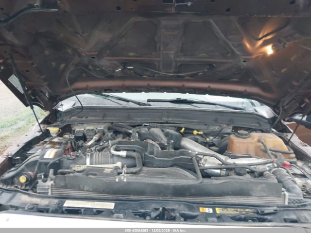 Ford F-250 Lariat Image 8