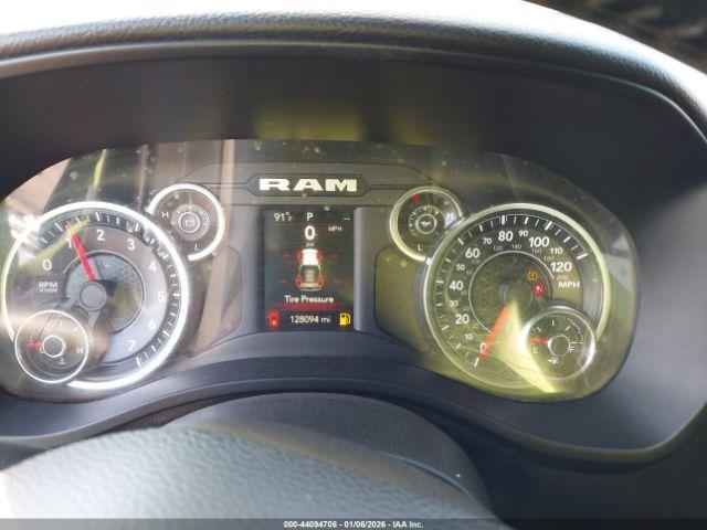 Ram 1500 Lone Star  4x2 5'7 Box Image 16