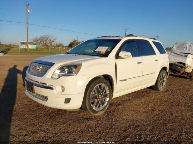 GMC Acadia Denali Image 3