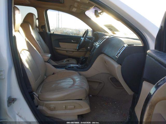 GMC Acadia Denali Image 4