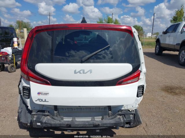 Kia Soul Lx Image 17