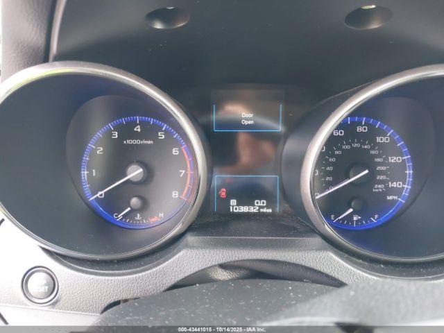 Subaru Outback 2.5i Premium Image 11