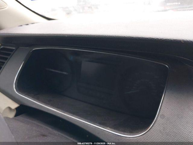 Ford Taurus Se Image 10