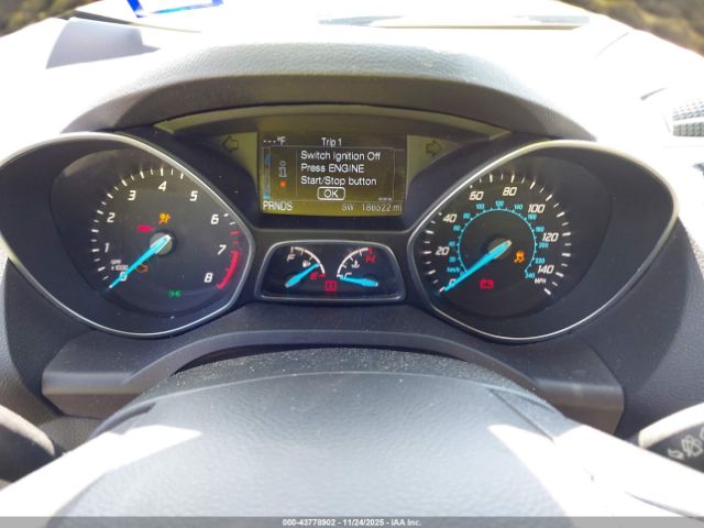 Ford Escape Titanium Image 8