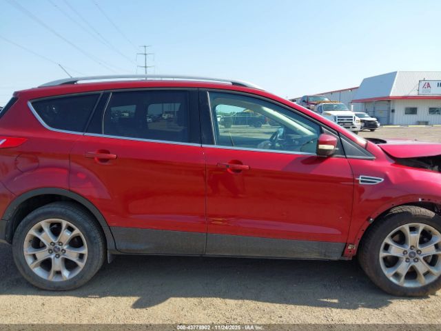 Ford Escape Titanium Image 14