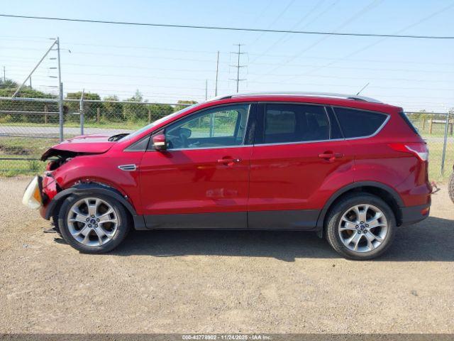 Ford Escape Titanium Image 4