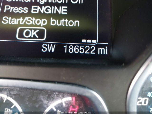 Ford Escape Titanium Image 15